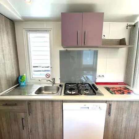 Apartment 2 *