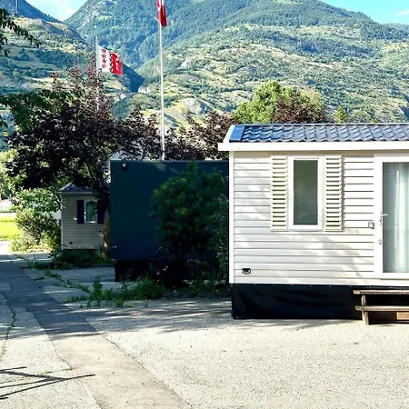 2 Apartment *